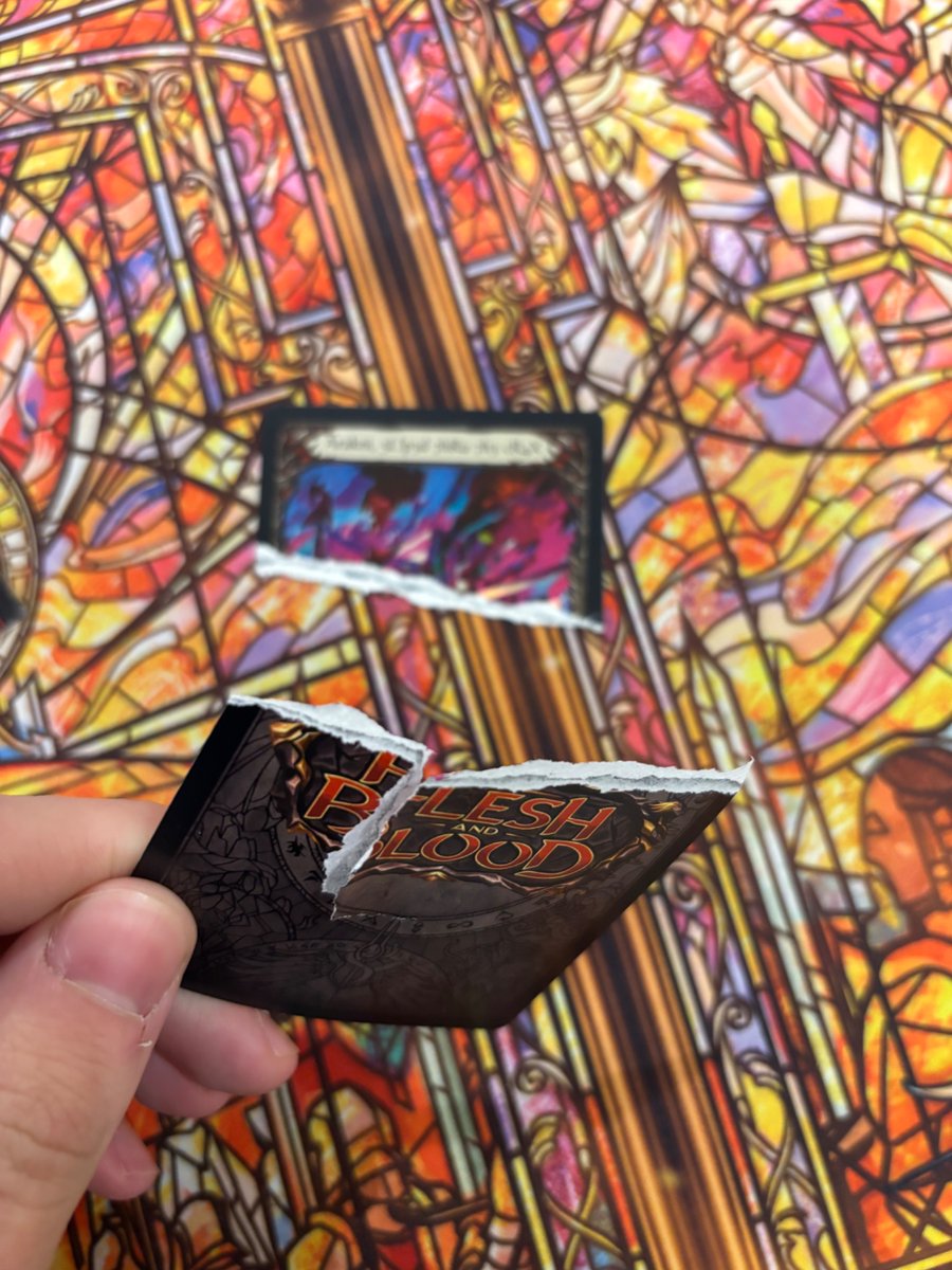 bageltcg's tweet photo. No film on the new zero gauge promo! Really cool :D (3rd picture is foil from a normal rainbow foil) it tears like a normal card https://t.co/21fYyqoZqY