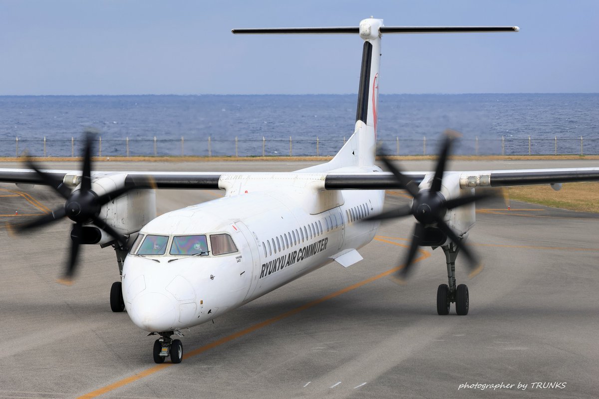 TRUNKS82314260's tweet photo. おはようございます♪
#RAC #RYUKYU_AIR_COMMTER
#琉球エアコミューター #DHC_8_400_Cargo_Combi
#JAL #日本航空
#ROYN
#島は空でつながっている https://t.co/sywyCUsUja