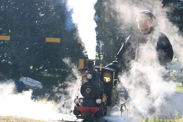 ParqueAlamillo's tweet image. Este domingo os esperamos  en #ParqueAlamillo, diversión para todos con el Pequeño ferrocarril 
🚂goo.gl/maps/7EVKz6VRM…
@Sevillaclp
@Ayto_Sevilla @SevillaOcio @AAVVSanJeronimo @a_dondeir @JuntaSevilla @FomentoAND