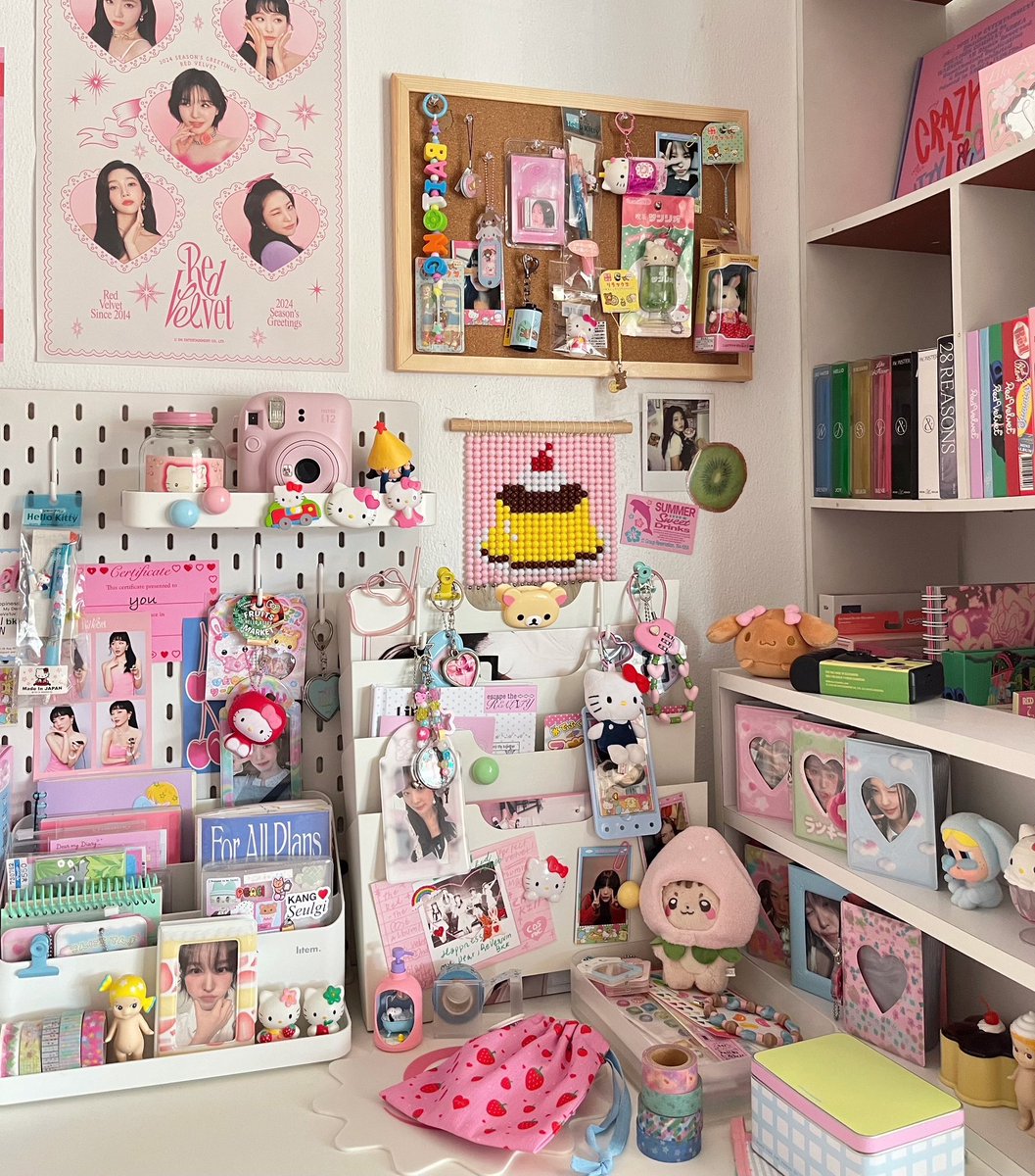 𓍼 🏠🍒🍡⭐️ ,