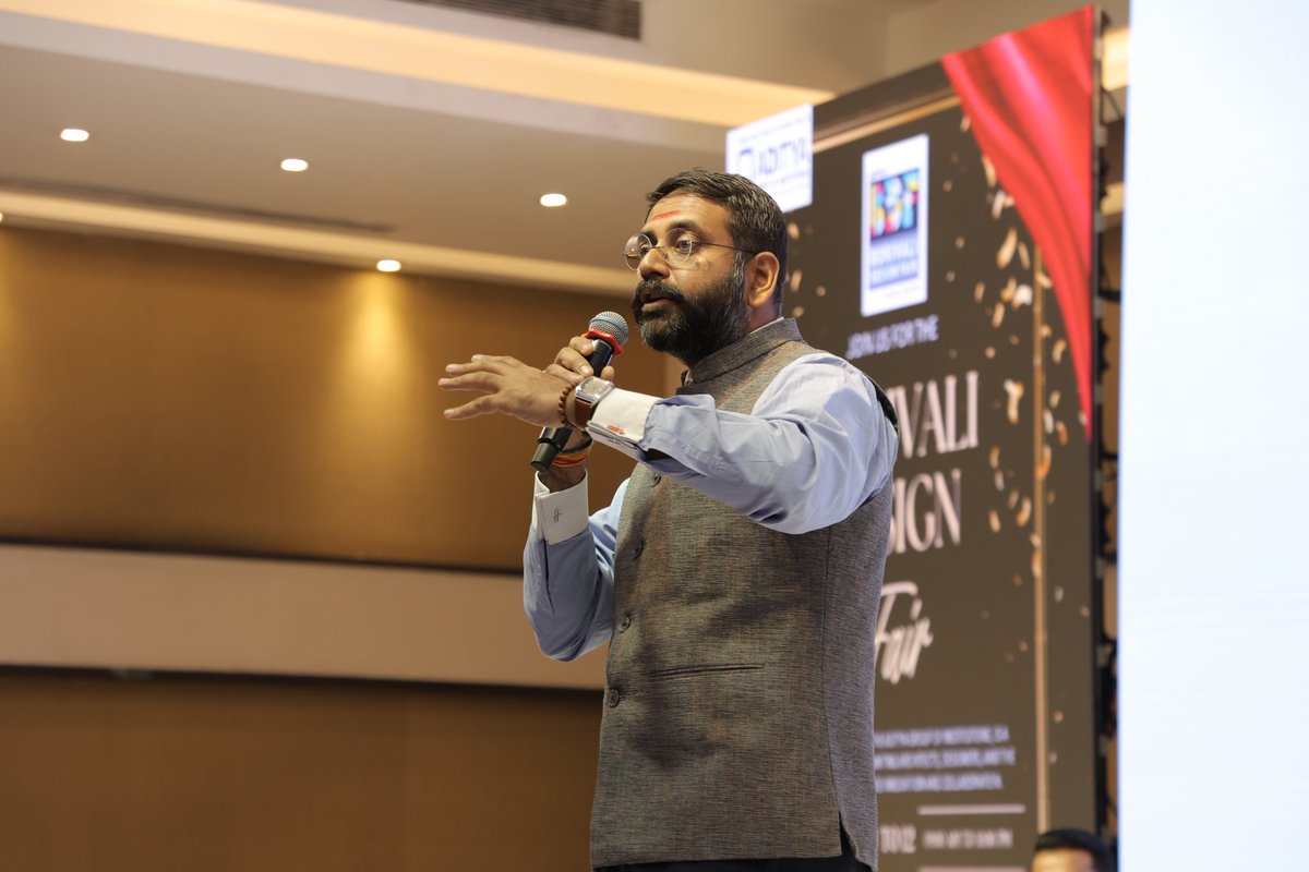 beingsworld's tweet image. #Entrepreneurship is a PROCESS of UNLOCKING HUMAN POTENTIAL, when LIKE MINDED PEOPLE, who are PASSIONATE in #SOLVINGPROBLEMS Come together having the RIGHT #equity #INCENTIVE!

---Siddhartha Rastogi

Speaking on #Innovation &amp;amp; Entrepreneurship at Aditya Inst. Of Mgmt

#success