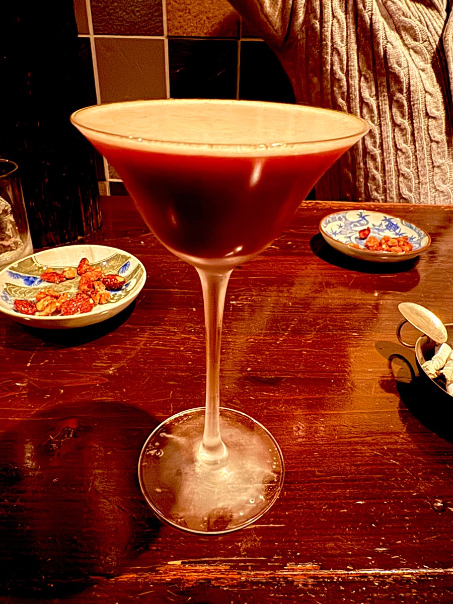 sax_a_gogogo's tweet photo. 余市
梅ショコラマティーニ
#whisky
#singlemolt
#chocolate https://t.co/btVgUvqHlA