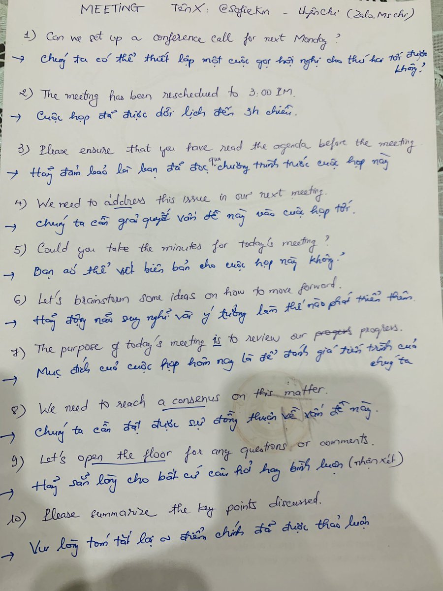 SofieKin's tweet photo. @Aurevoir221939 
Dear teacher, please find the attached pictures for my first homework. https://t.co/7DLQkWxA9C