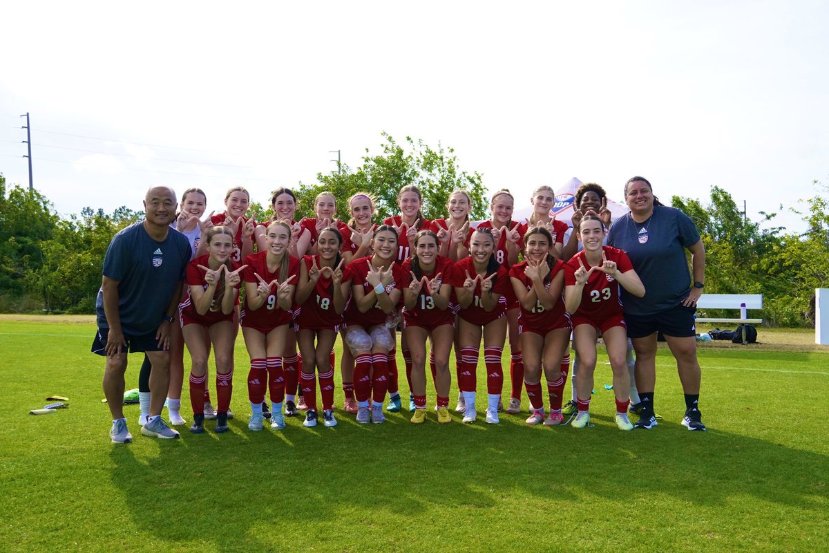 izzy_shew's tweet photo. Sad I have to leave early, but fortunate I got the chance to play with these girls and coaches. Thank you @usysodp for making this experience another one to remember. #midwest #orlando #GoMoODP #missouri @MissouriOdp https://t.co/UOSt5FgZMi