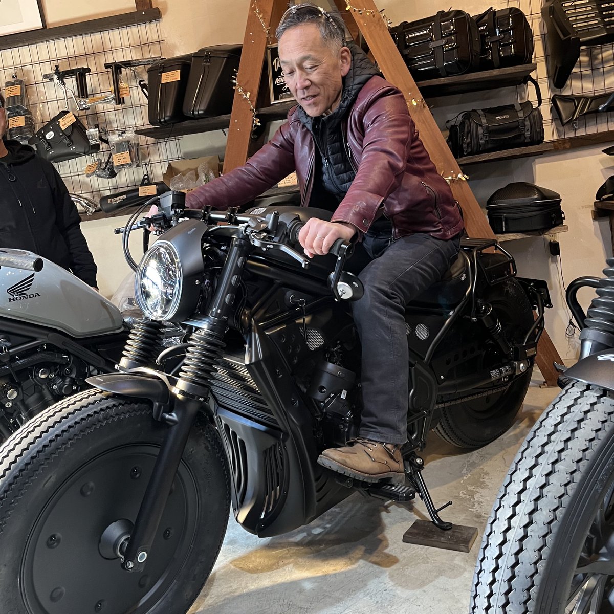 【ただのバイク好き】 バイキョンシリーズ 1989 Kawasaki ZX-7 H1 for sale on BaT