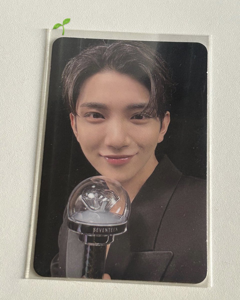ryuijvn's tweet photo. wts lfb joshua caratzone pc — ₱1000 ౨ৎ

• 9/10 condi
• pulled yesterday during d1! 
• reply for more details or to claim

wtt jeonghan also!

loc: las piñas city, mm
mop: gcash
mod: jnt or lalamove https://t.co/mNoBRnoMIH