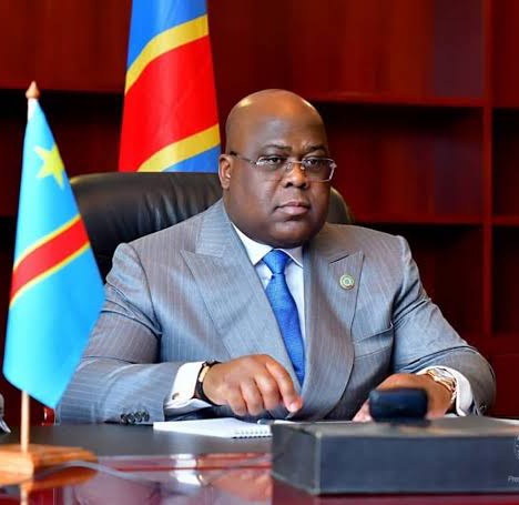 CHAUFFEUR Tout-Kin tweet media