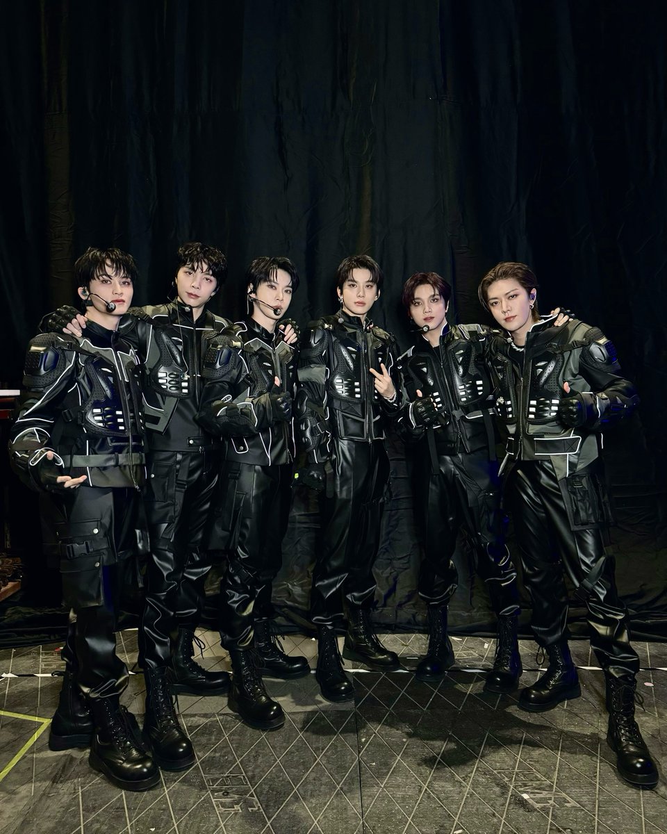 You Ready?

#NCT127 #NEOCITY #NEOCITY_THE_MOMENTUM
#NCT127_NEOCITY_THE_MOMENTUM