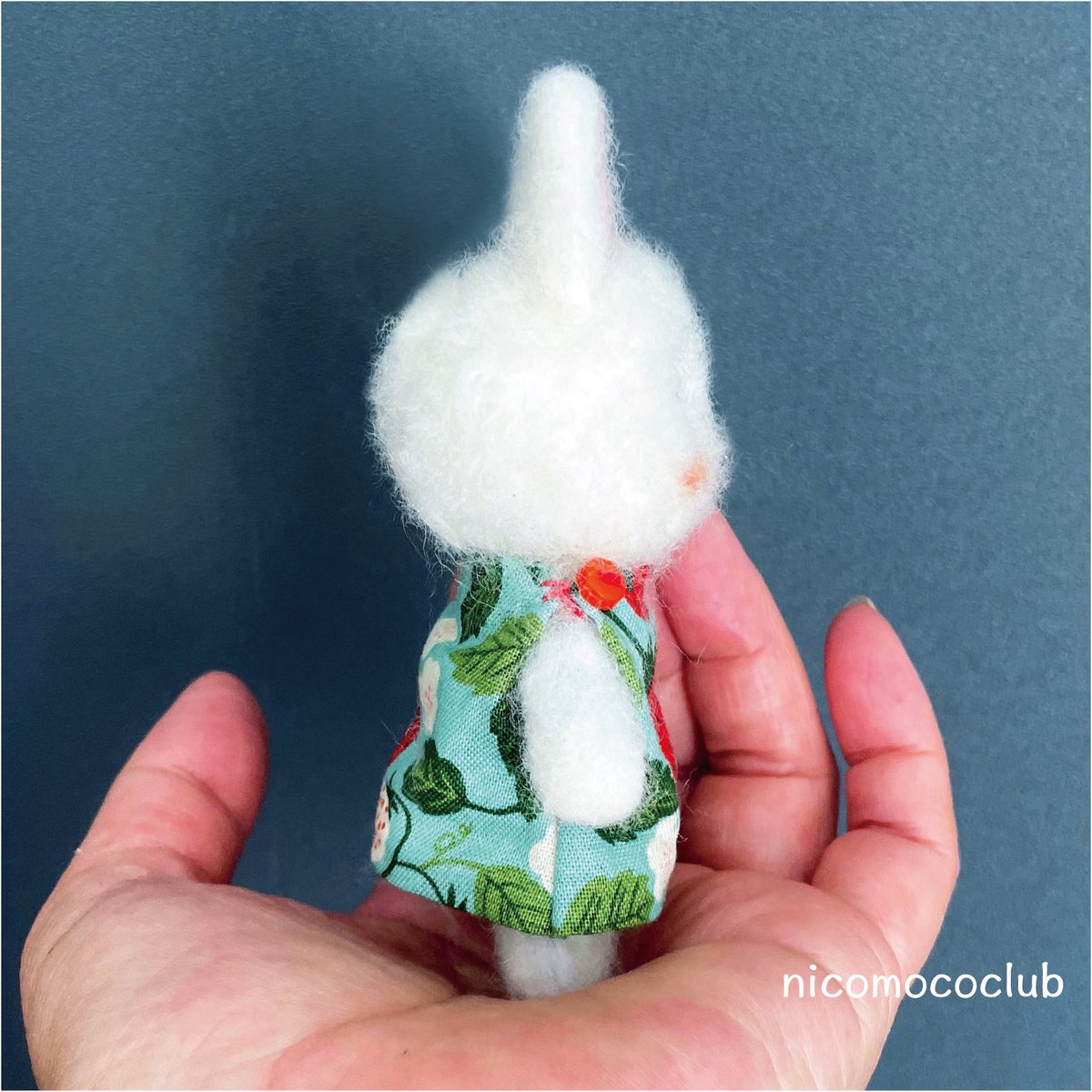 nicomococlub's tweet photo. ふわっと赤目の白うさぎ https://t.co/VB7EaO9m2k