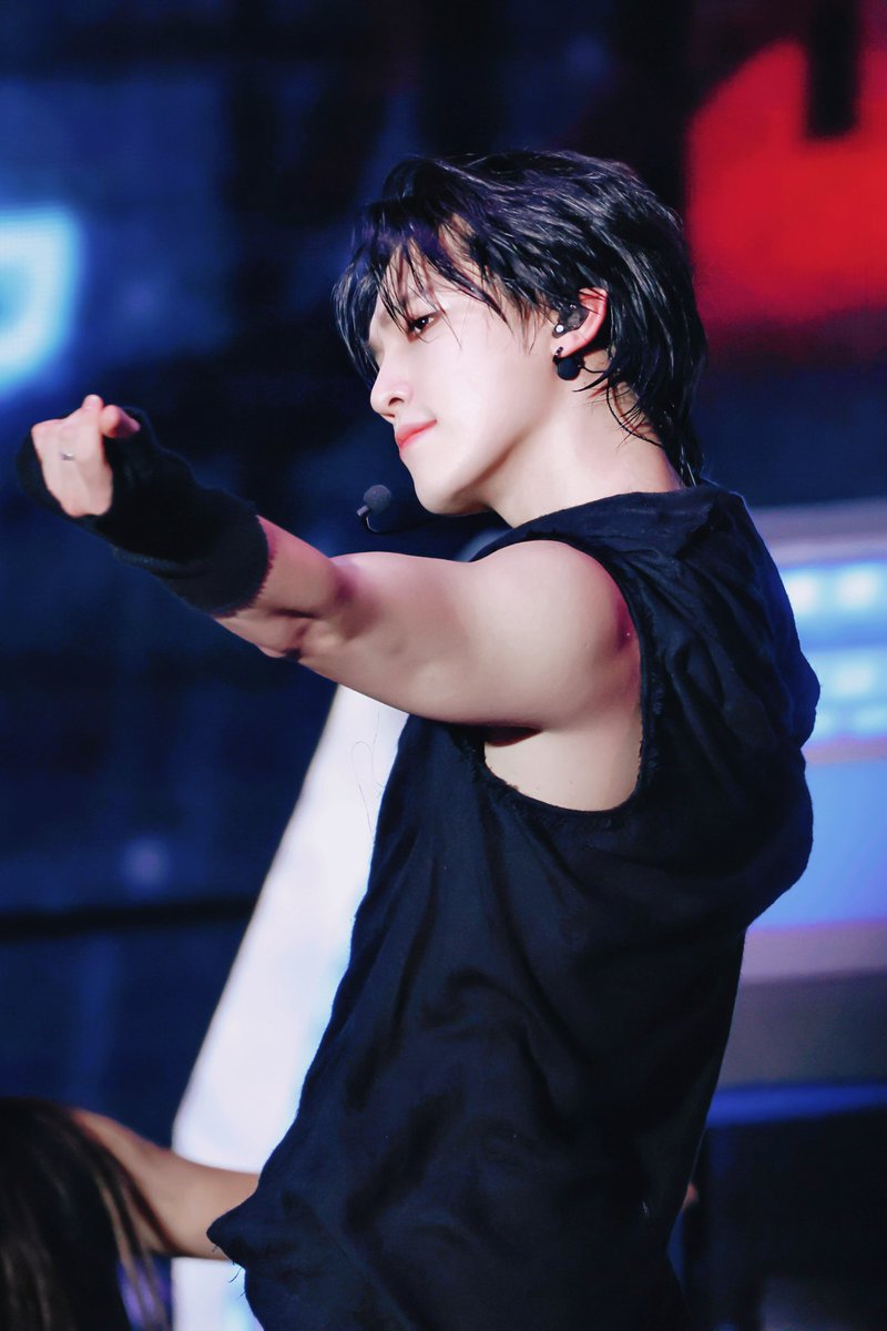 dinonaraCyan's tweet photo. 250118 SEVENTEEN [RIGHT HERE] WORLD TOUR IN BULACAN DAY1

#DINO #이찬 #디노
#세븐틴 #SEVENTEEN https://t.co/EVYXoWxBN6