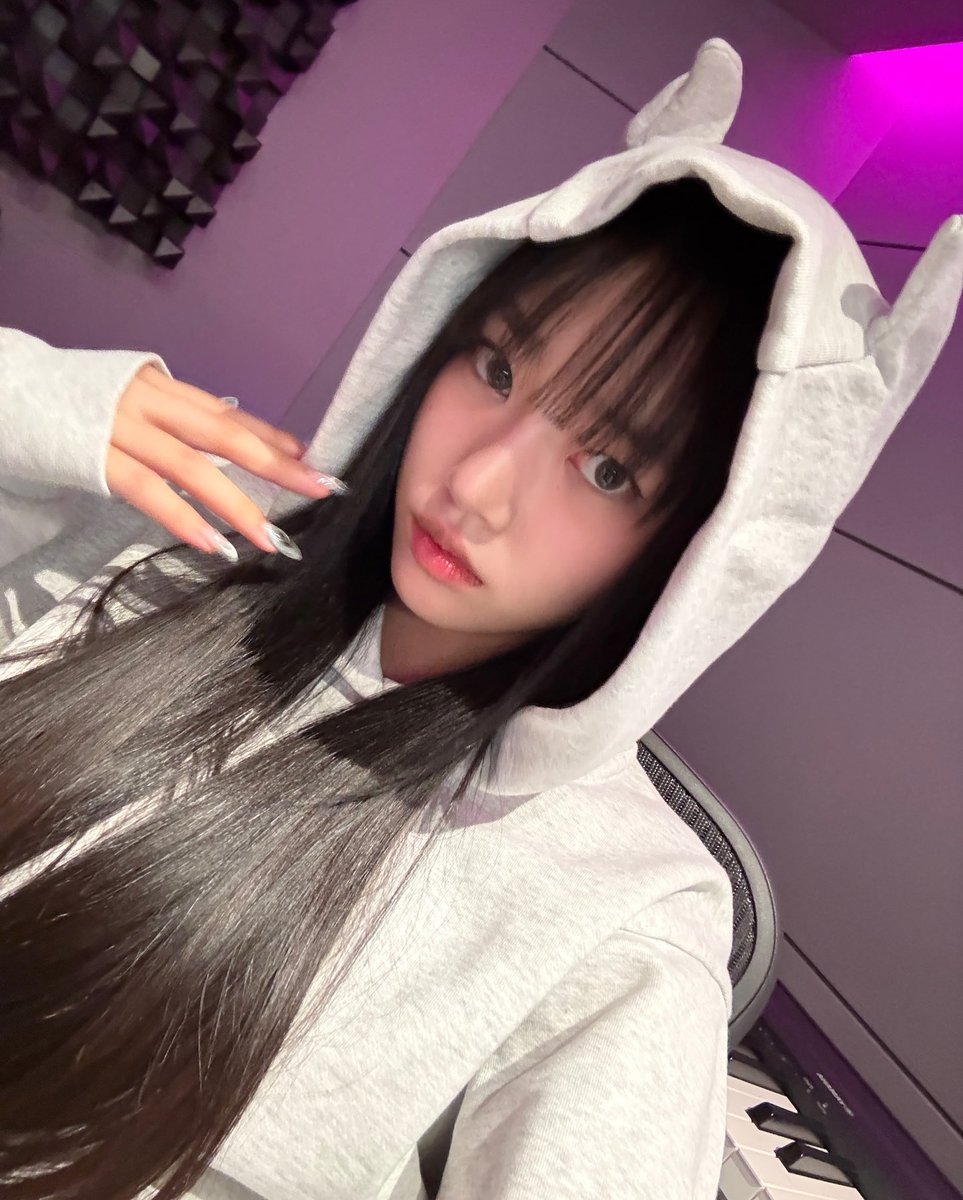 250119 인스타그램 #수인 🐈‍⬛🩵

😈or🐈‍⬛

#미야오 #MEOVV #SOOIN