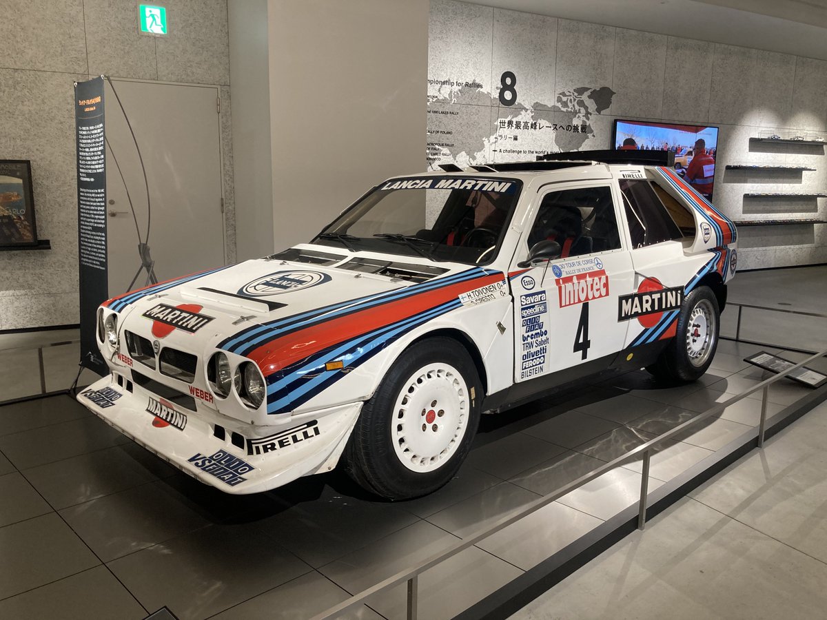 waldchen0884mk2's tweet photo. 本物のランチアを初めて見た https://t.co/YIgK66c5lZ