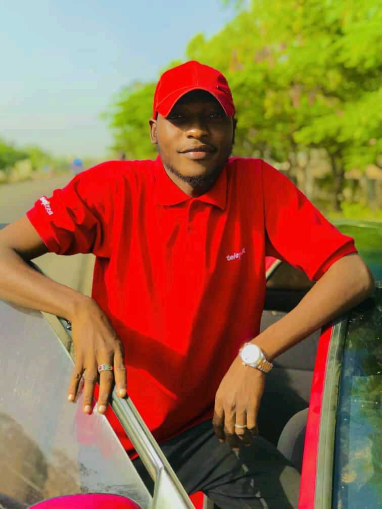 Herbeeb😎 tweet media