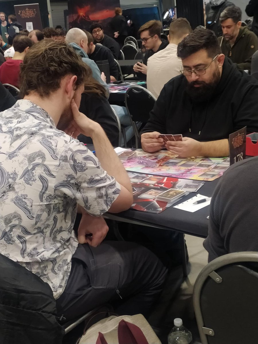 FaB_Chaos's tweet image. Day 2 of Prague.

Really exited about this Limited format.

Hopefully hunting will be good!

#Fabtcg #WorldPremierePrague