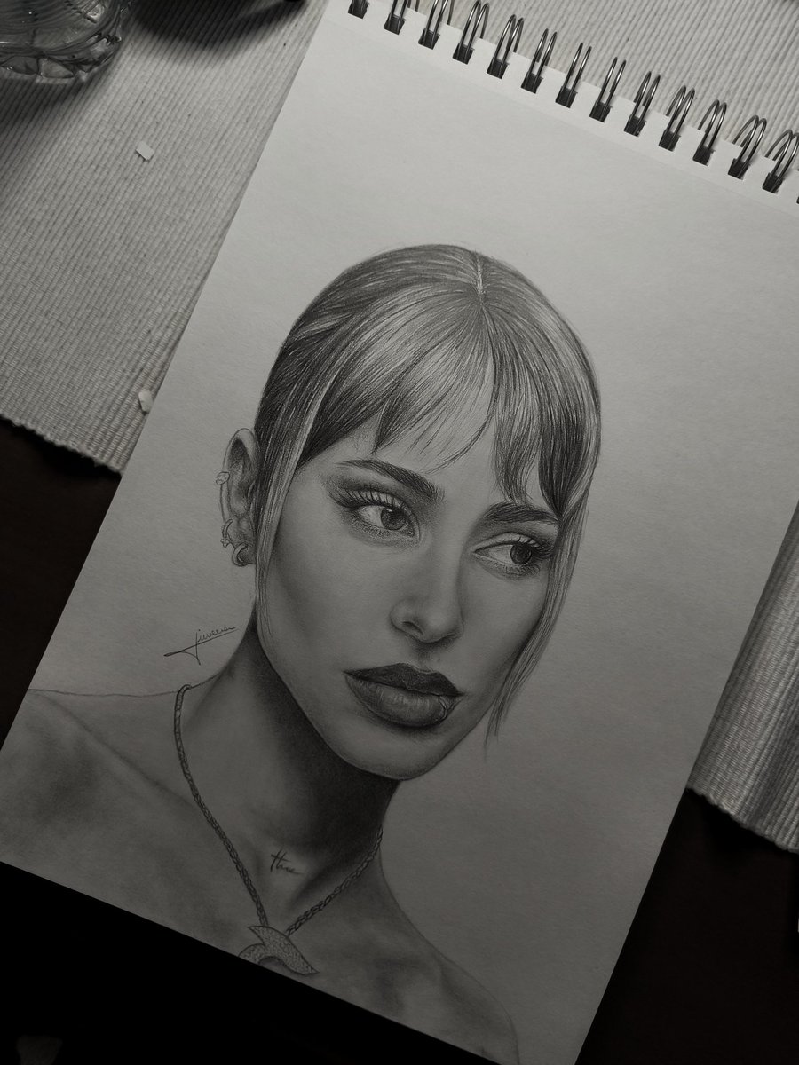 jimobviously's tweet image. primer dibujo del año @TiniStoessel 👑🇦🇷

espero que os guste un montón :))