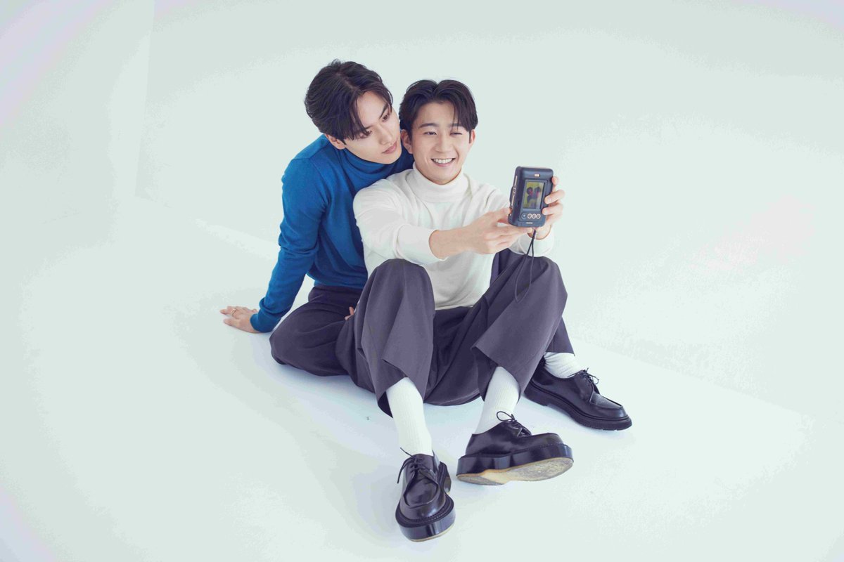 ／
#TVガイドAlpha EPISODE IIII
1/31発売
＼
Netflix #ボーイフレンド で話題の #DaiShun 初登場✨

HMV&amp;BOOKS online購入者限定で生写真をプレゼント！

さらに…お2人のサイン入り写真(自撮り!)が当たるチャンスも👏
特別に自撮り中の誌面未掲載カットをお届け📸

▼ご予約
hmv.co.jp/news/article/2…