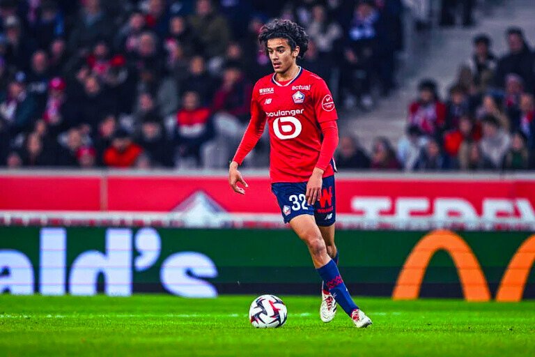 GeronimoMorgans's tweet photo. Ayoub Bouaddi: An in-depth analysis | Complete scouting report.  

—— 6'1” (aerial &amp; ground dueller)  
—— Rodri-esque archetype (mobile, covers ground)  
—— press resistant  
—— tidy passer (brilliant range)  
—— athletic ball winner &amp; carrier
—— maturity beyond his age

THREAD. https://t.co/YUzHc4q46N