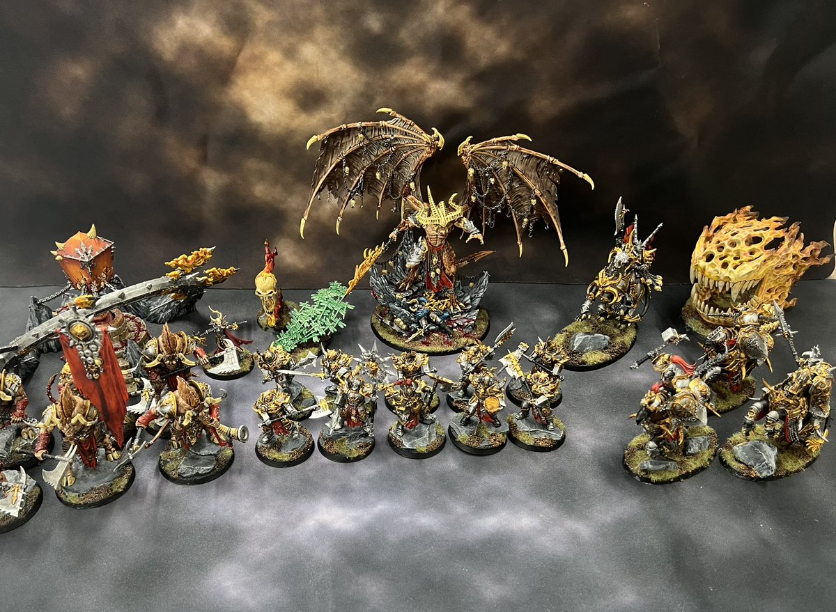 WarhammerGC's tweet photo. Army ready for beachhead, @AoS_Realmshift AoS event. #newaos https://t.co/wrYhbESPUc