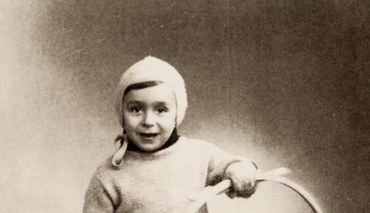 19 January 1935 | A French Jewish boy, Gilbert Gluck, was born in Paris. 

On 23 August 1942 he arrived at #Auschwitz in a transport of 1,000 Jews deported from Drancy. He was murdered in a gas chamber after selection.