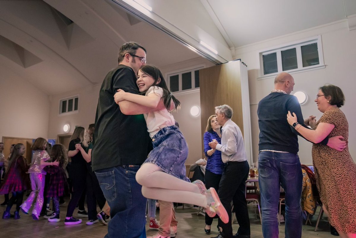 feisphaislig's tweet photo. 📸 Check out these moments from our previous ceilidh events – everyone always has an amazing time! Will you be joining us for Burns Night? 

🗓️ Saturday, 25th January
🍾 BYOB &amp; Raffle

🎟️ Tickets are pay-what-you-can 
➡️ Book now: https://t.co/rBKj3CEdcu https://t.co/sGQfX4ZnYP