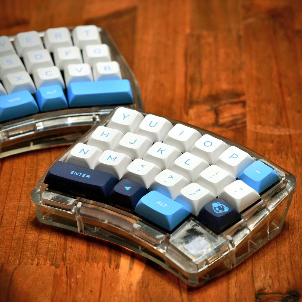 Title: 無線分割40%が欲しかった（ほぼ完成！）
Keyboard: ArcoSplit
Switch: Kailh Box V2 Switch / Red
Keycap: Akko MDA profle PBT
#KEEB_PD #KEEB_PD_R233