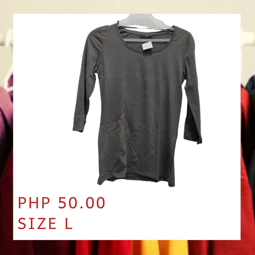 pearlescentvs's tweet photo. NEW YEAR CLEARANCE SALE!

Bigyan ang inyong mahal sa buhay ng regalong nararapat sa kanila—magandang produkto sa presyong pasok sa budget.

Great discounts!

Please message me for more details!

Thank you &amp; happy shopping!

#brandedclothes #clearancesale https://t.co/pburQdMBgY