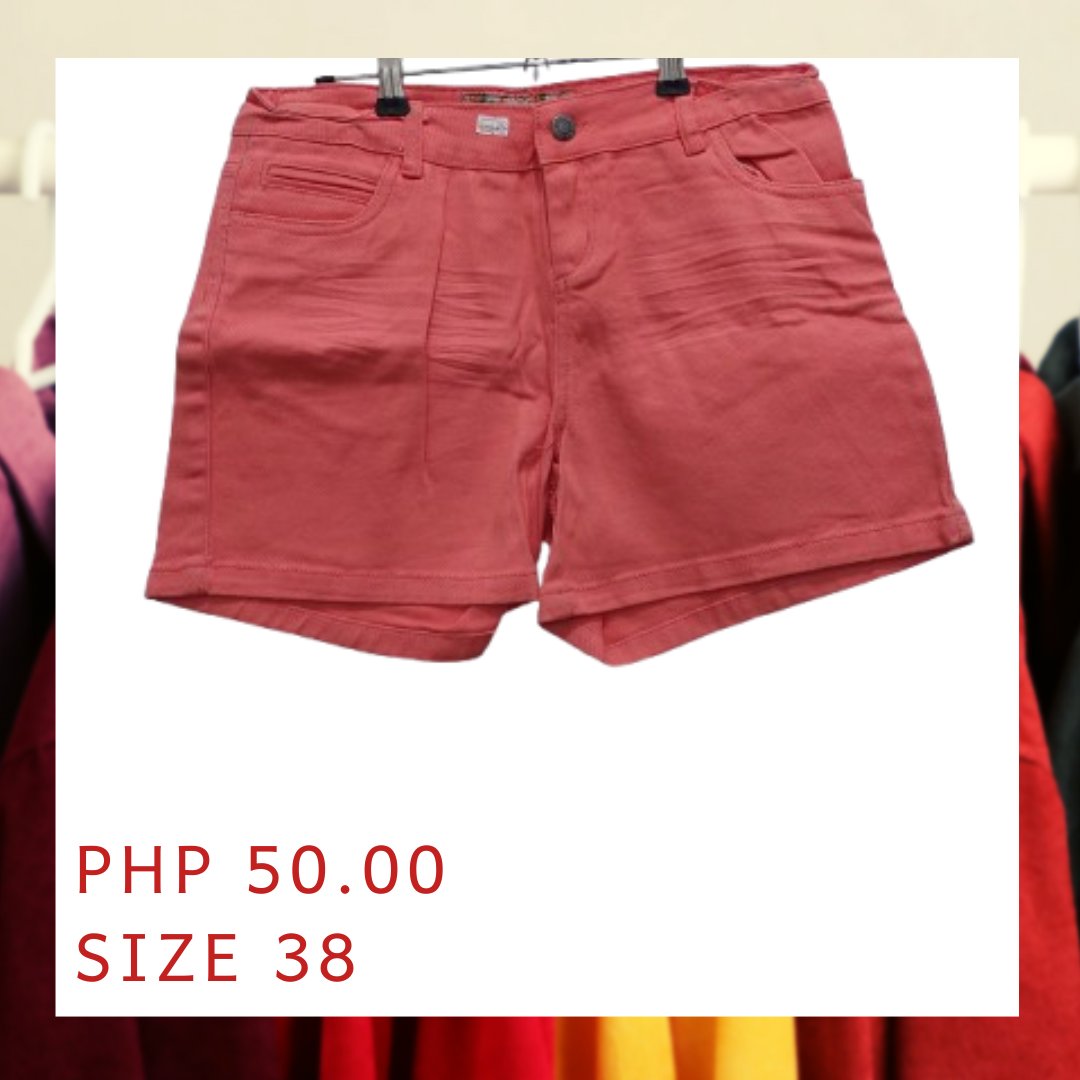 pearlescentvs's tweet photo. NEW YEAR CLEARANCE SALE!

Bigyan ang inyong mahal sa buhay ng regalong nararapat sa kanila—magandang produkto sa presyong pasok sa budget.

Great discounts!

Please message me for more details!

Thank you &amp; happy shopping!

#brandedclothes #clearancesale https://t.co/vrlczs61az