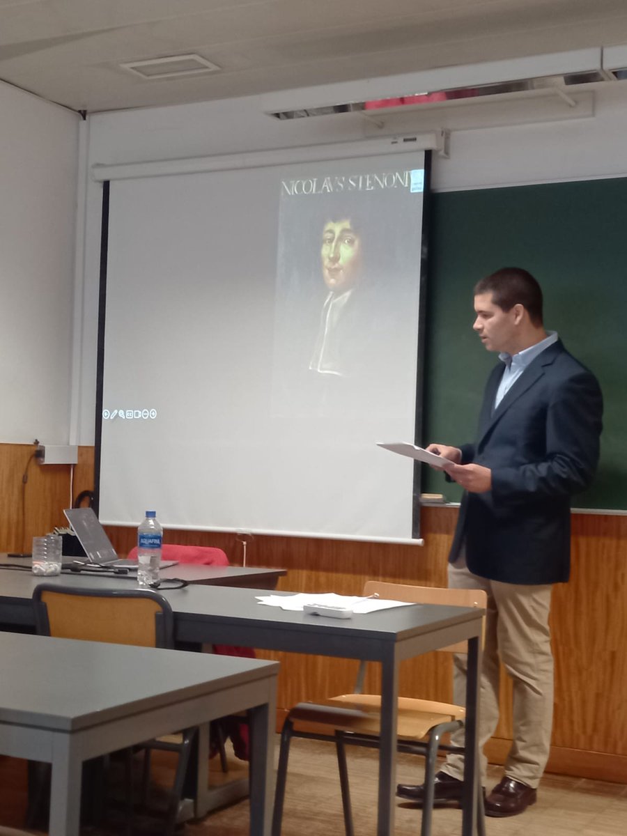 ErcRutter's tweet photo. On January 10, we had the pleasure of hosting Nuno Castel-Branco (All  Souls College, @UniofOxford), who presented "Focused  Interdisciplinarity: The Liberal Arts and the Making of Nicolaus Steno’s Anatomy, Geology, and Theology" at the RUTTER seminar.
@ERC_Research @ciuhct https://t.co/uE0mLbOzwK