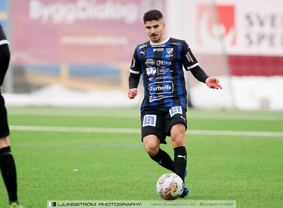 🗓️| IFK inleder med match på tisdag

Planen var att IFK skulle spela årets första träningsmatch den 1 februari. Hemma mot Lidköpings FK på Södermalm. Så blir det inte. Redan på tisdag blir det en träningsmatch mot Tidaholms GIF.

Läs mer: svenskalag.se/ifkskovdefk/ny…

#ifkskövde🔵⚪