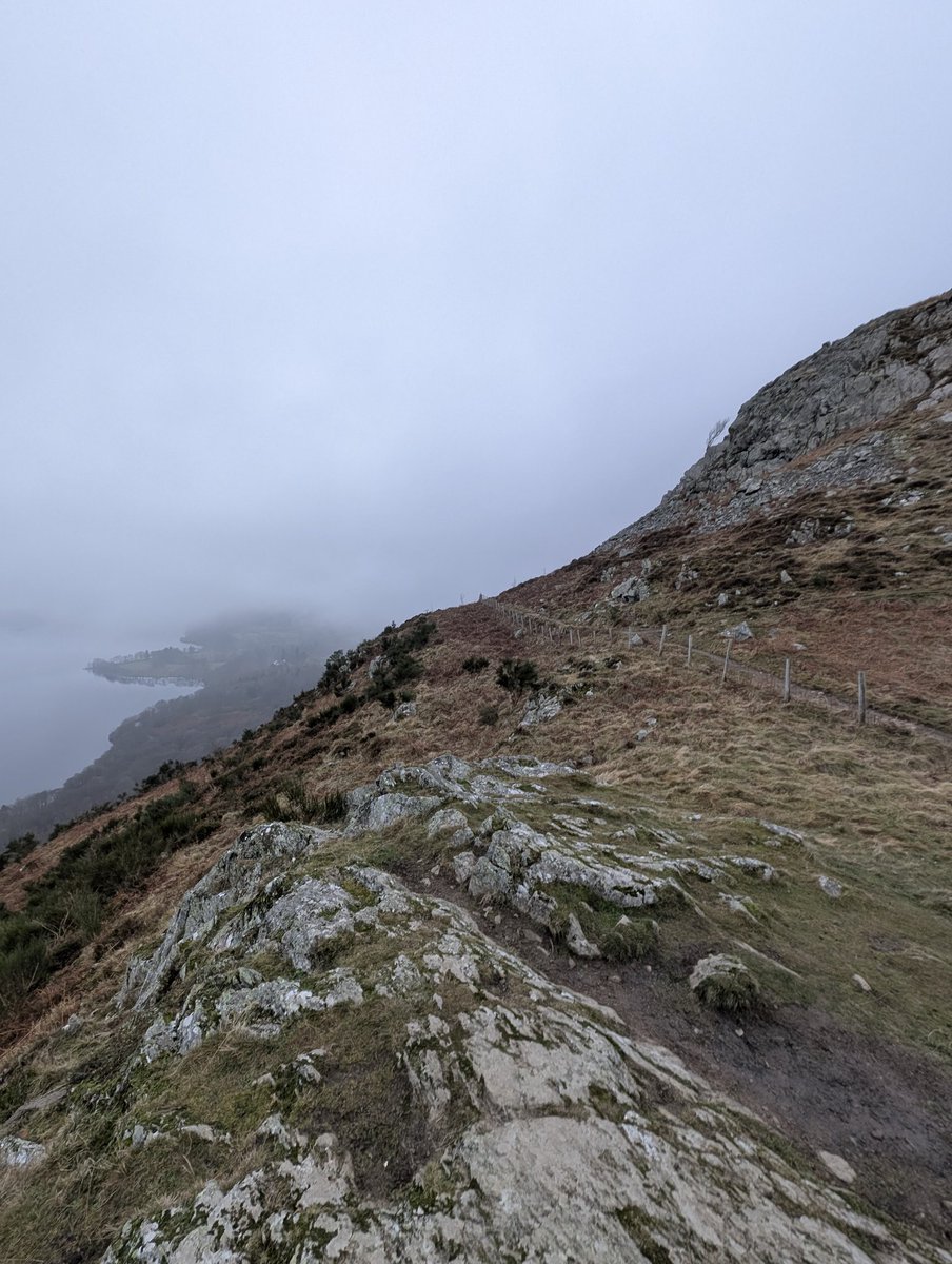 pauld32's tweet image. Foggy Gowbarrow ⛰️
.
.
#hikinguk #ukhiker #neverstopexploring #GetOutside #thegreatoutdoors #thelakelanders #thelakedistrict #ukhikers #hikingthelakes #lakedistrictnpa #nationaltrust #lakedistrict #onelakedistrict #ourlakedistrict #cumbria #visitcumbria #Lakeland #wainwrights