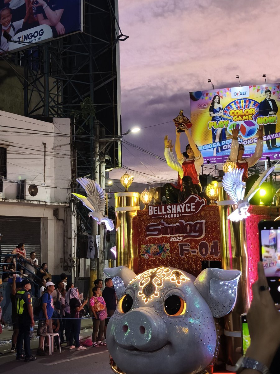 johnfford23's tweet photo. Sinulog '25 https://t.co/DpPIfHC4h5