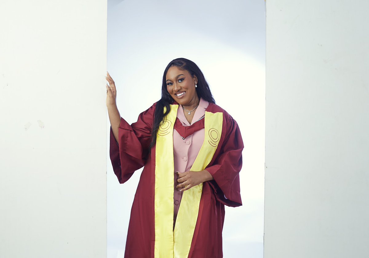 salvescents's tweet photo. Say hello to the HISTORY-MAKING FIRST CLASS BADDIE! 🍾✨  
What better birthday gift to give myself? The year is off to an incredible start!☺️Cheers to me and the 17 other phenomenal women who made history as the first all-female First Class graduates in Mass Communication!🎉💖 https://t.co/LbqfKiSyjA