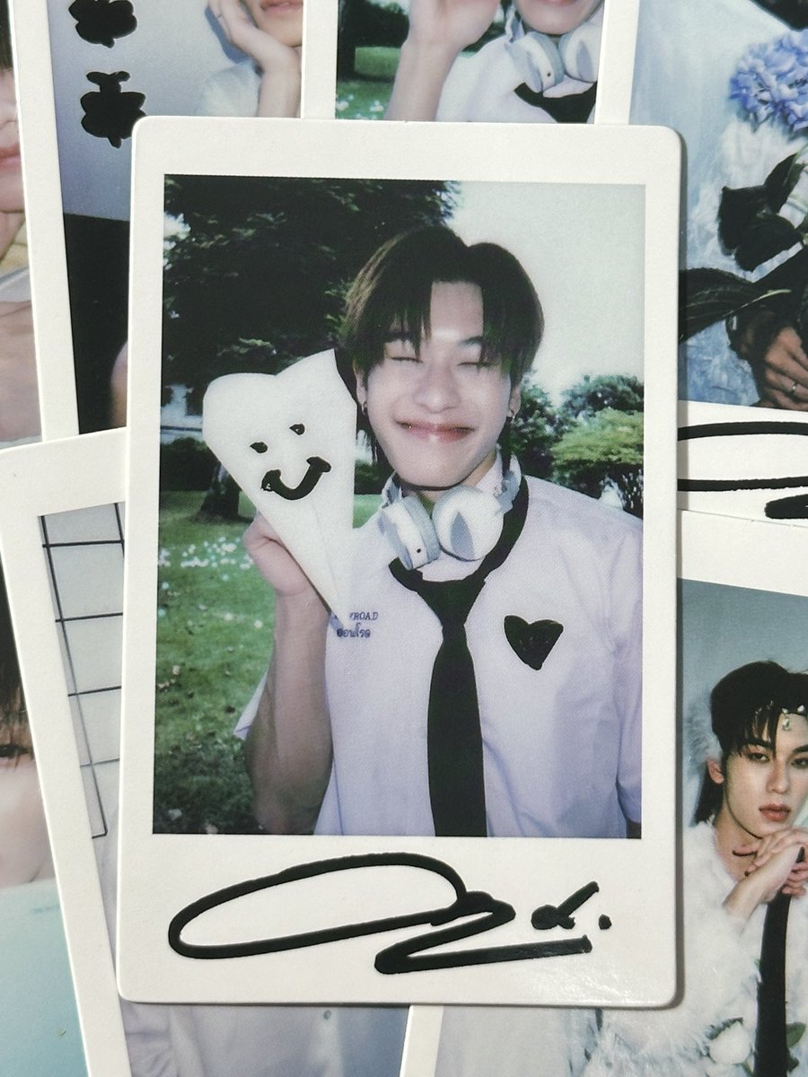 ᗰEE ⸰ ֺ⭑ tweet media