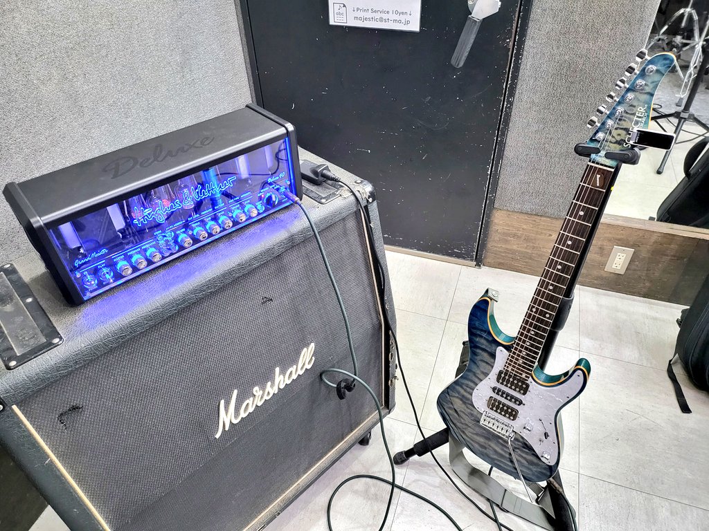 rg2550egb's tweet photo. ひさスタだな。

#HughesandKettner
#SCHECTER https://t.co/TBfKk5QZ8y