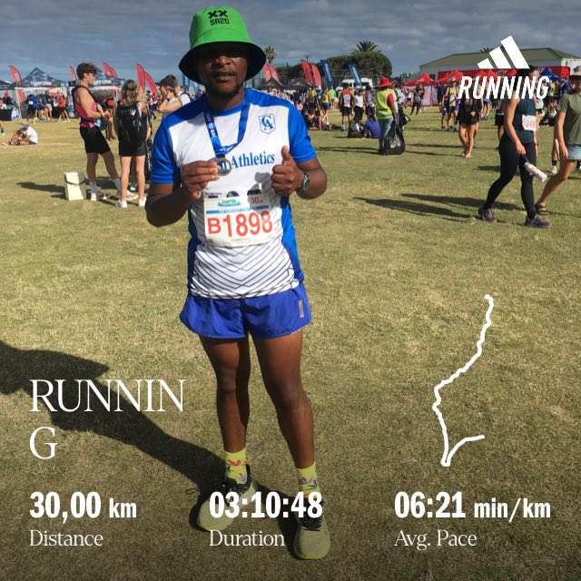 AyandaFelemZA's tweet photo. Two Oceans and Comrades training officially started.
Tough race today at #BaytoBay 30km, but sibengaphezulu.πͺ https://t.co/hF47jyz3fa