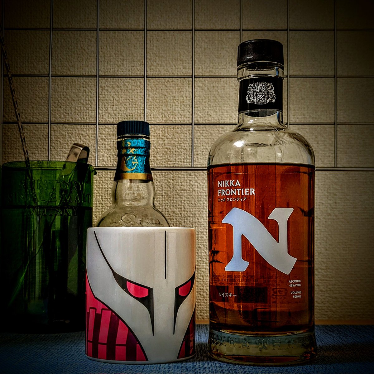 dieingmessage's tweet photo. ニッカ フロンティア、お湯割りで頂きます。
んー、お湯割りの良さはまだ解らんけど温まる。
それにしてもマグカップじゃ雰囲気出ないな。
#NikkaWhisky #NikkaFrontier #BlendedWhisky #JapanMadeWhisky #Whisky #WhiskywithHotWater #AMX004 #QUBELEY https://t.co/xuMk4JxOuO
