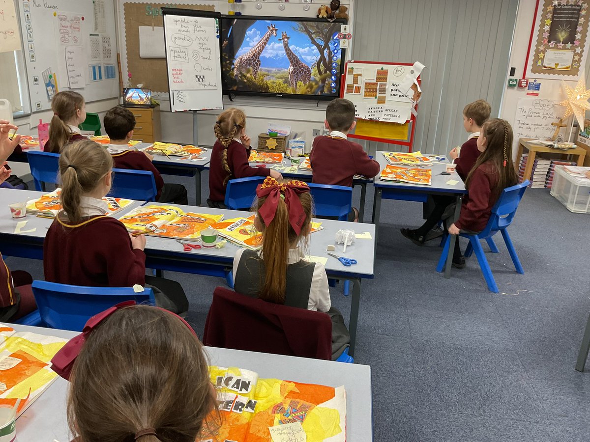 PDA_Y2's tweet image. Researching African patterns and using what we found out to create our sketchbook cover pages. Watch this space to see how we take inspiration from designers to create our own African style patterns and prints. ⭐️👀🇿🇦🌍#pdaart