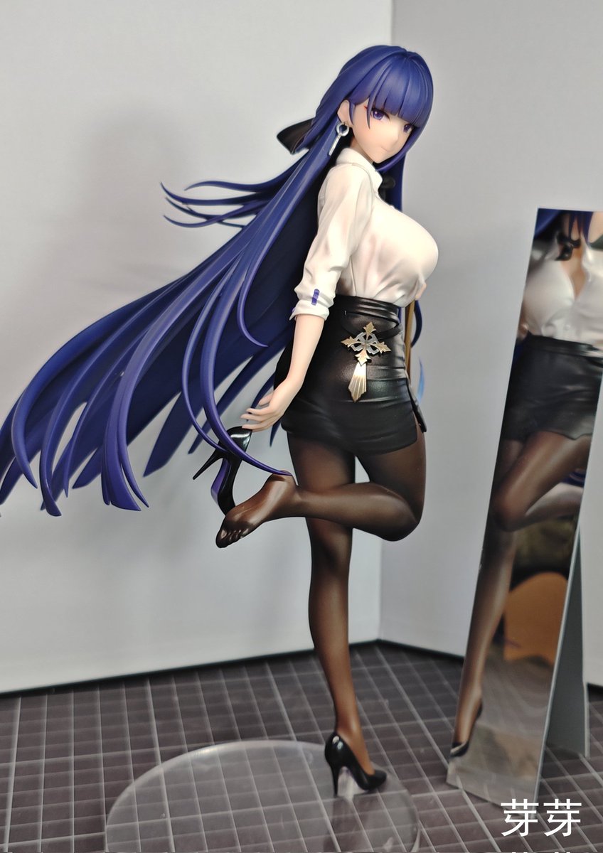 aya_ya2233's tweet image. WF2025冬 （1-25-01）
雷电芽衣 OL 1/7GK（售卖情报公开）
终于涂好了|･ω･｀)似乎在WF前赶工已经是传统了

原型：芽芽
涂装：芽芽
售价：20000日元

摊位号是1-25-01 标家模型坊
现场会有色样展示和少量现货售卖！
后续会公布其他参展色样！
#HonkaiImpact3rd
#崩坏3rd
#崩壊3rd
#RaidenMei
#WF2025