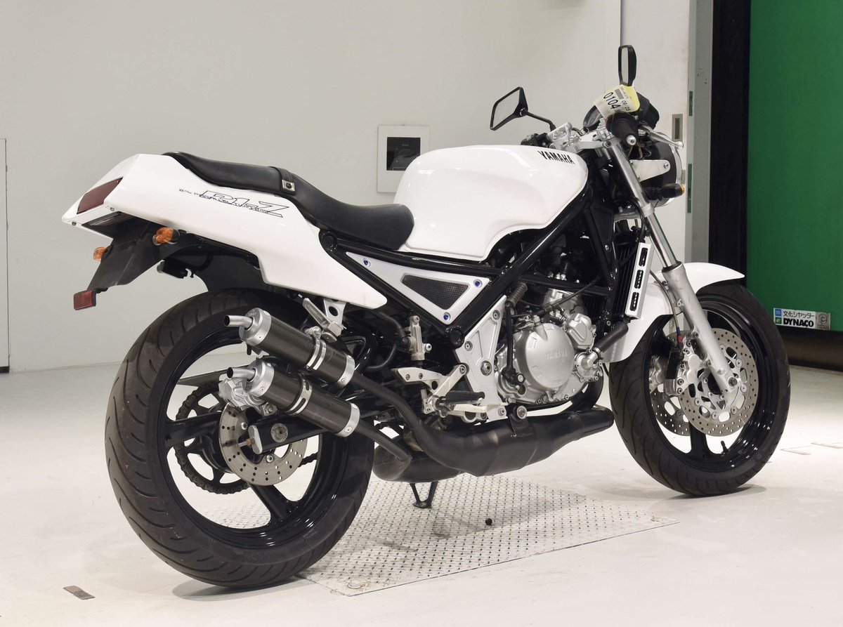 VintMotorcycles's tweet photo. Yamaha R1-Z two-stroke https://t.co/nM3s7fgGuE