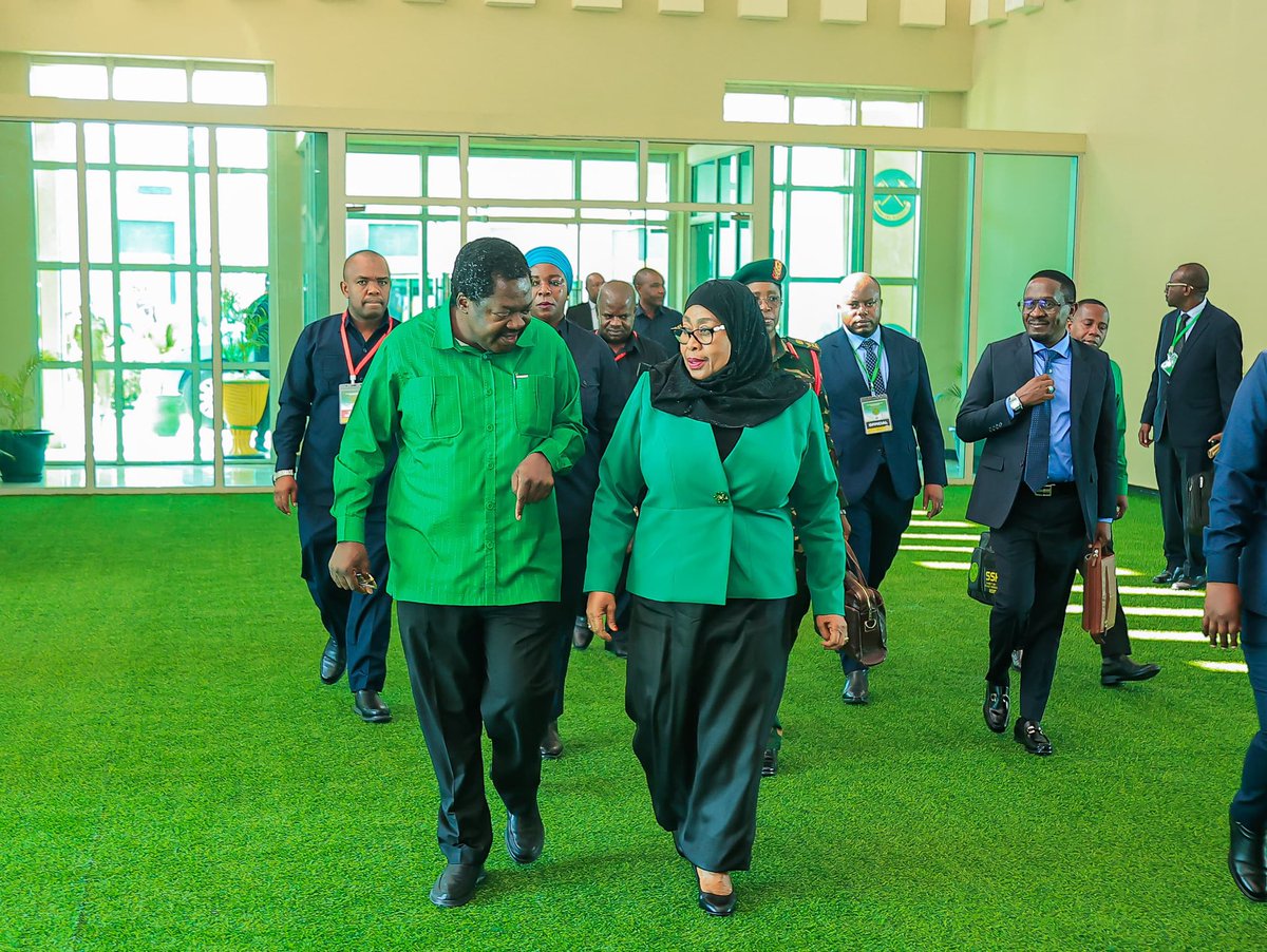 Sat_Media_'s tweet photo. Mwenyekiti wa Chama Cha Mapinduzi (CCM) na Rais wa Jamhuri ya Muungano wa Tanzania, Mhe.Dkt, Samia Suluhu Hassan Katika Matukio tofautitofauti aliposhiriki Siku ya pili ya Mkutano Mkuu Maalumu wa Chama hicho ukumbi wa Jakaya Kikwete Dodoma leo January 19,2025.
##satmediaupdates https://t.co/GpsSEHurbt