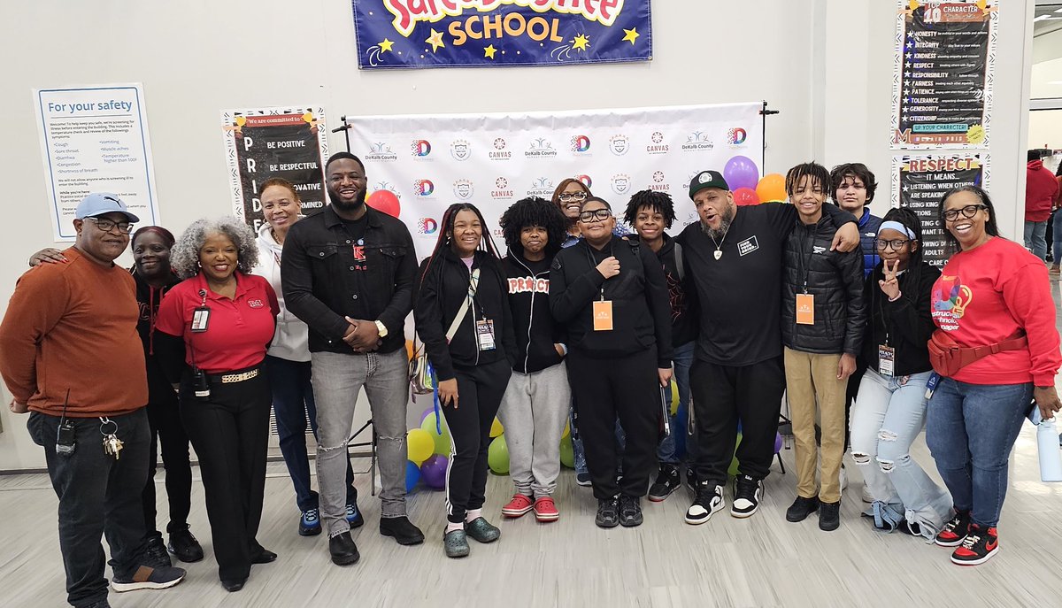 i2teachtechga's tweet photo. We're sending a special THANK YOU to the @DeKalbSchools #McNairMS team for opening the doors and making #DCSDTechComp25 a success. It's takes a village, and the Mustangs are definitely a part of it! #HPride in action! @DeKalbSchoolsIT https://t.co/8LjndWTLmv
