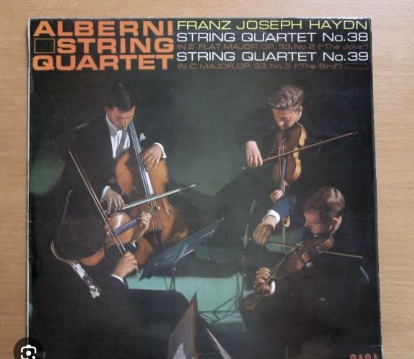 Bugün Mekanlar ve Çağlar İçinde Ses’te Joseph Haydn’ın iki yaylı çalgılar dörtlüsü vardı: 36, 37 ve 38- haftaya Pazar saat 11-12.00 arası başka Haydn müziklerinde buluşmak üzere🎶🎶🎶