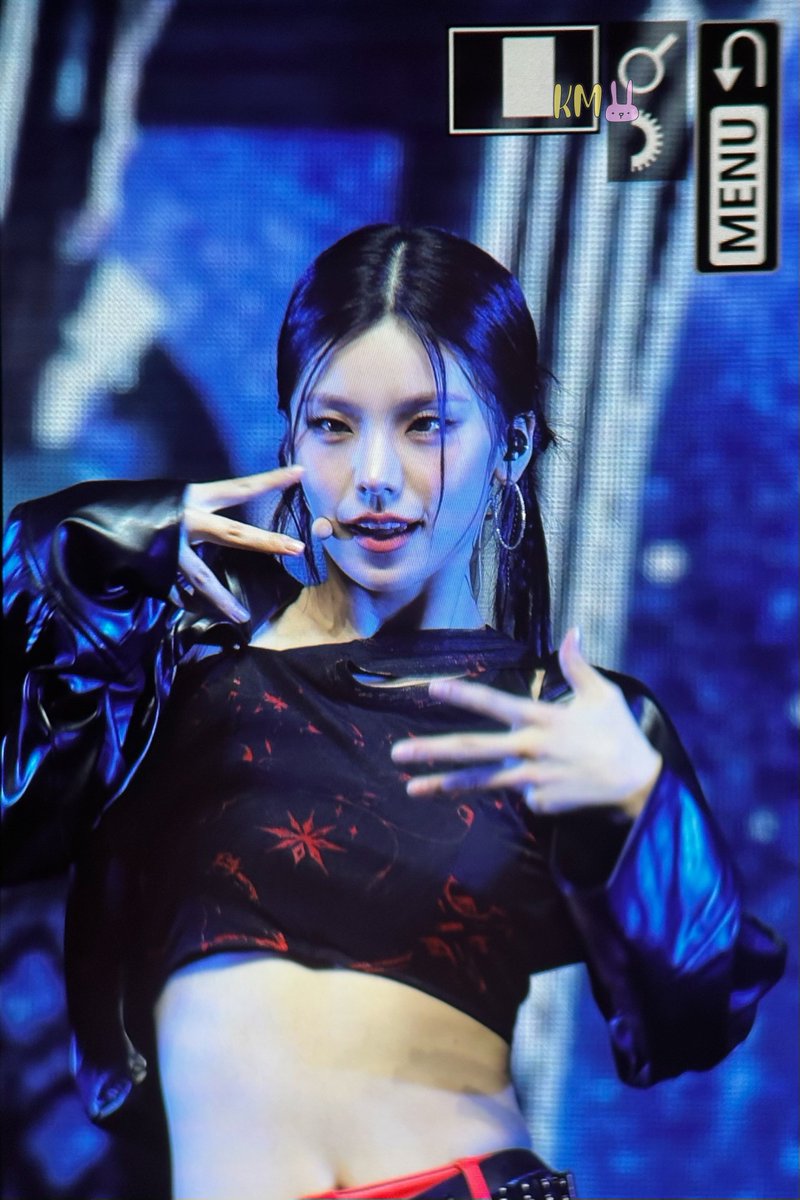250119 UTO FEST in YOKOHAMA preview

#ITZY #있지 #イッチ
#YEJI #예지 #イェジ
<a href="/ITZYofficial/">ITZY</a>