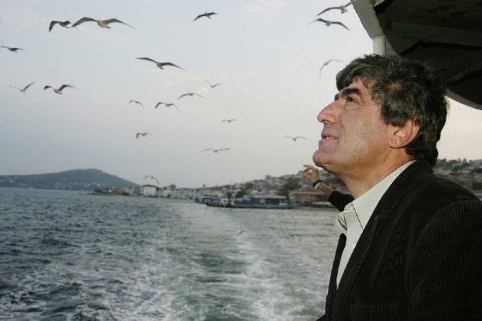 18 yıl oldu…
“Öldür” diyenler yargılanmadı. 
#Hrantsız18yıl