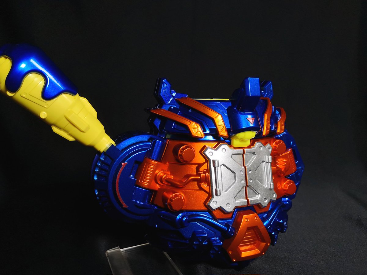 そう。んなわけない 俺の相手はお前らだ。」ヴラスタムギア 塗装