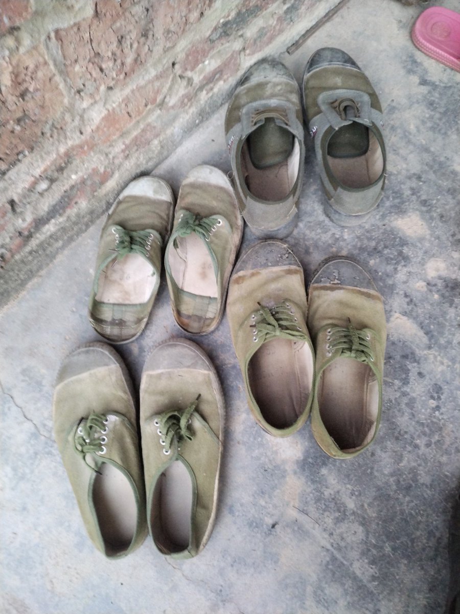 哪双最臭，臭死了