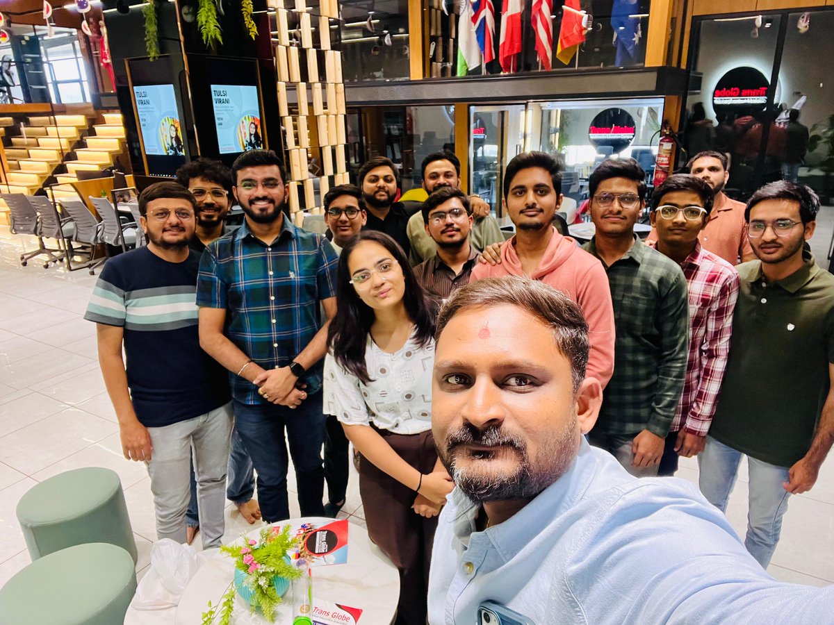 FlutterSurat's tweet image. 🚀Flutter in Production Extended was a huge success! 

#FlutterInProduction Extended brought together amazing minds to learn, network &amp;amp; explore Flutter’s potential!

Huge thanks to our speakers @Viranitulsi07 &amp;amp; @nayanbabariya98 for sharing their insights.