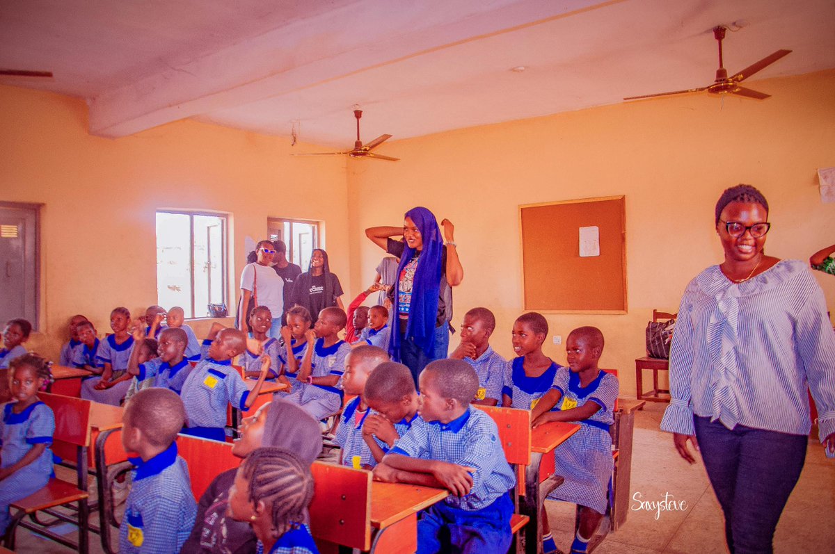 FATSSSA_UI's tweet image. The Outreach was done on Friday, 17th January, 2025. It was marked

kudos to the Faculty AGS @huncho_elijah UI, sociology AGS and chairman of FATSSSA CSR @Misturah_ome and other members of the FATSSSA Community who have to this course supporting and encouraging students of