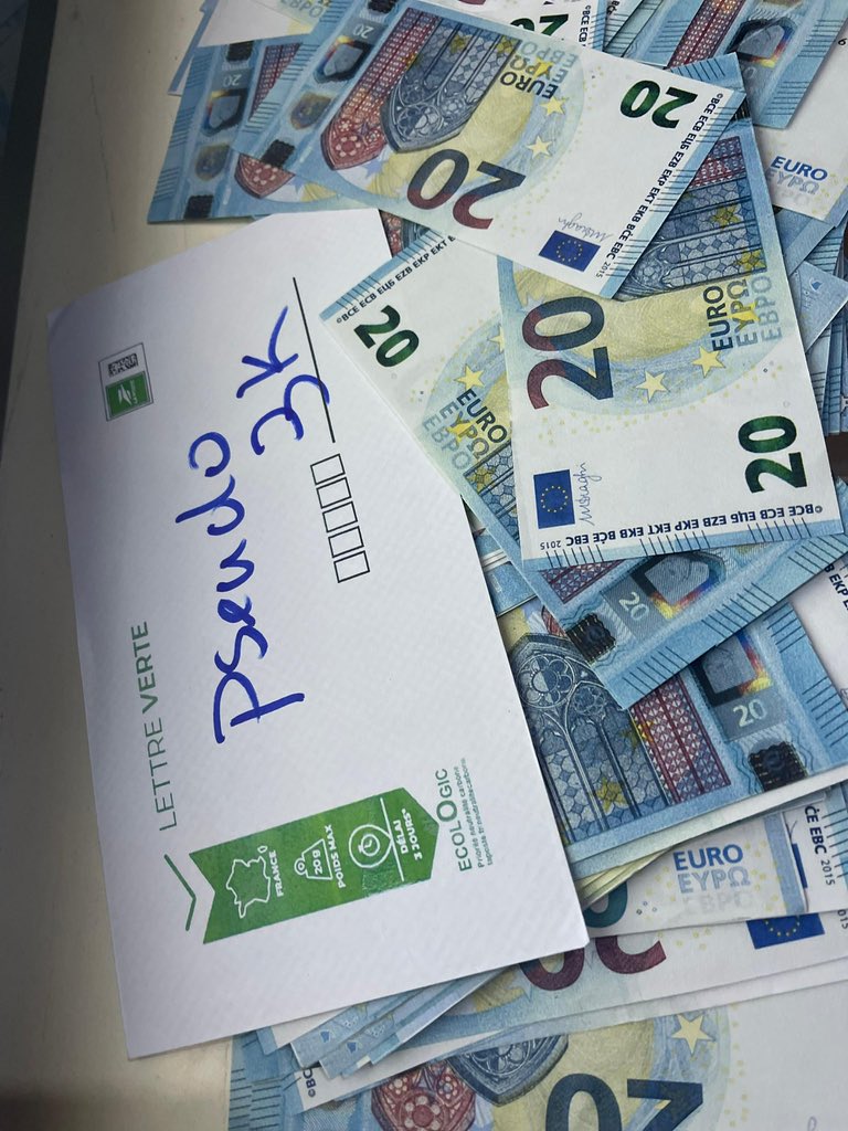 lasecte6667's tweet image. 👍 Faux billets de bonne qualité à vendre

👉 Coupure de 5/ 10 / 20 / 50 / 100€ disponibles
💵 100€= 500€
💵200€ = 1000€
💵500€ = 3500€
💵1000€ = 6700€
💵2000€ = 10000€

Ses billet passe au:
Teste UV
Teste relie
Teste au stylo
✅✅✅✅✅