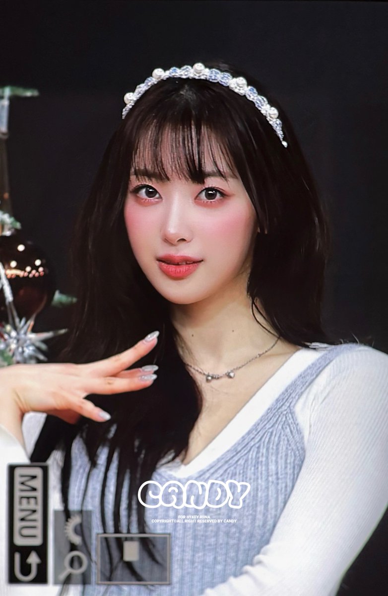 250119

#H1KEY #하이키 #RIINA #리이나